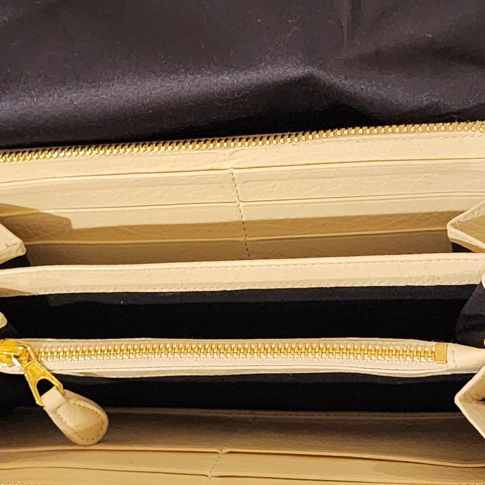 Excellent Balenciaga Continental Zip around Wallet Creamy Off White Leather - Picture 7 of 11
